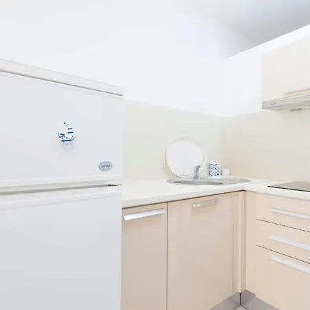 Apartman With Parking Space - 22758