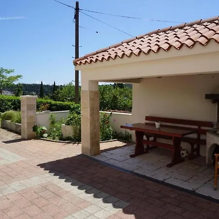 Apartman With Parking Space - 22758 *