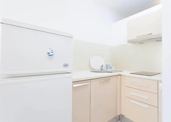 Apartment With Parking Space - 22758