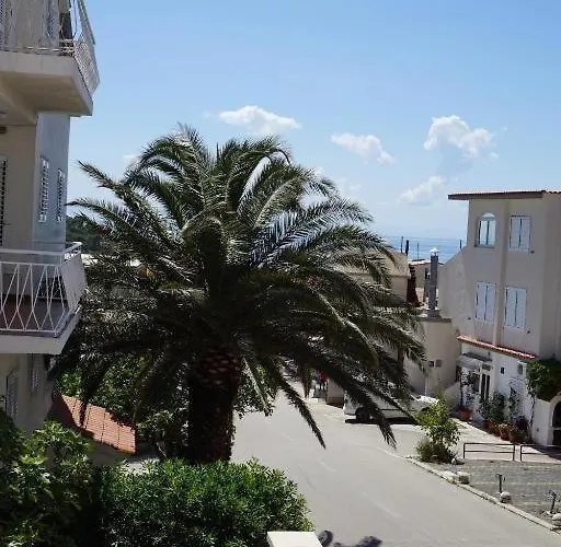 Apartment With Parking Space - 22758