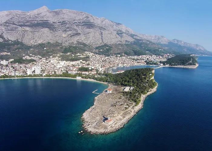 Apartment With Parking Space - 22758 Makarska