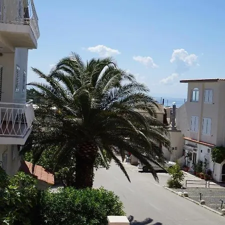 Apartment With Parking Space - 22758